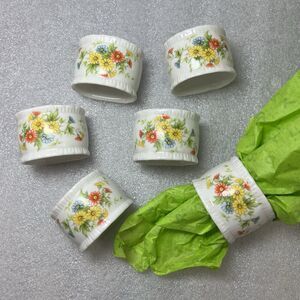 Vintage Set (6) Lefton JAPAN Porcelain Floral NAPKIN RINGS #01895 Cottagecore